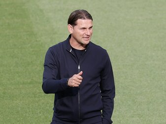 Ist mit Leverkusen in Brügge gefordert: Bayer-Coach Gerardo Seoane. Ist mit Leverkusen in Brügge gefordert: Bayer-Coach Gerardo Seoane.