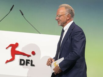 Nimmt die Bundesliga-Clubs in die Pflicht: Ex-Bayern-Boss Karl-Heinz Rummenigge. Nimmt die Bundesliga-Clubs in die Pflicht: Ex-Bayern-Boss Karl-Heinz Rummenigge.