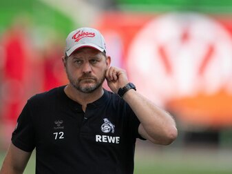 Kölns Trainer Steffen Baumgart ist gesperrt. Kölns Trainer Steffen Baumgart ist gesperrt.