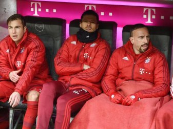 Franck Ribéry (r.) hat Mario Götze (l.) in Schutz genommen. Foto: Tobias Hase Franck Ribéry (r.) hat Mario Götze (l.) in Schutz genommen. Foto: Tobias Hase