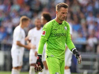 Trotz Entgleisung: Riemann gegen Schalke im Bochumer Tor Trotz Entgleisung: Riemann gegen Schalke im Bochumer Tor