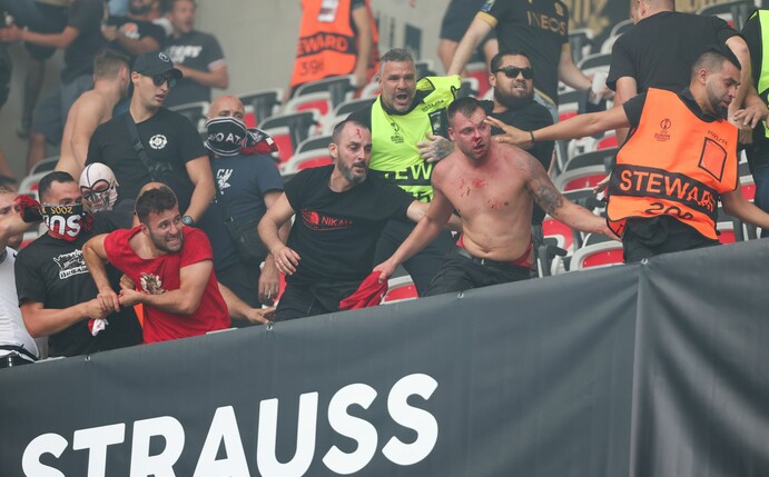Bei den Ausschreitungen in Nizza waren auch Ultras von PSG beteiligt.