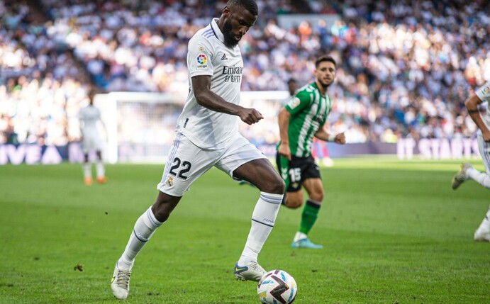 Rüdiger trifft: Real mit weißer Weste