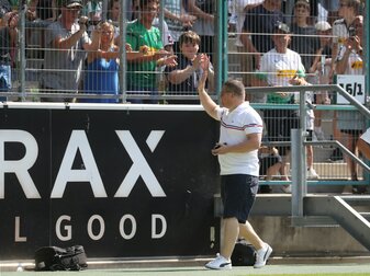 Gladbacher Fanprojekt kritisiert Eberl: "Ein Schauspiel" Gladbacher Fanprojekt kritisiert Eberl: "Ein Schauspiel"