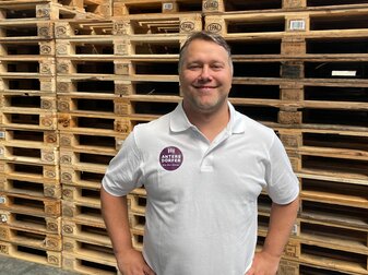 Anton Schmaus ist der Chefkoch der deutschen Fußball-Nationalmannschaft. Anton Schmaus ist der Chefkoch der deutschen Fußball-Nationalmannschaft.