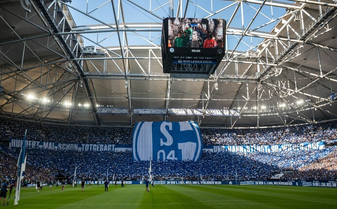 FC Schalke 04 will sich stärker im Frauenfußball engagieren.