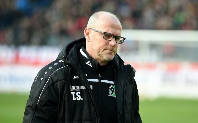 Thomas Schaaf und 96 gehen getrennte Wege (Quelle: PIXATHLON/SID-IMAGES)