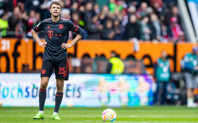 Das Remis gegen den FC Augsburg dürfte Münchens Thomas Müller die Vorfreude auf das Oktoberfest verhagelt haben.