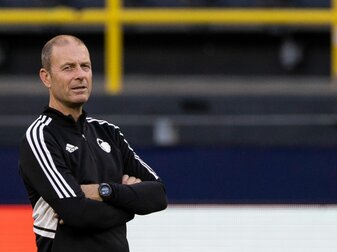 Der FC Kopenhagen trennt sich von Trainer Jess Thorup. Nach zwei nicht gewonnenen Spielen übernimmt nun Co-Trainer Jacob Neestrup. Der FC Kopenhagen trennt sich von Trainer Jess Thorup. Nach zwei nicht gewonnenen Spielen übernimmt nun Co-Trainer Jacob Neestrup.