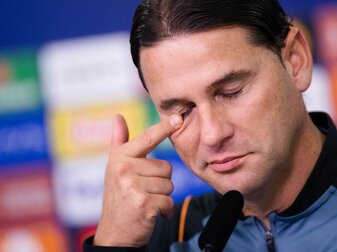 Muss vorerst nicht um seinen Job fürchten: Leverkusens Trainer Gerardo Seoane. Muss vorerst nicht um seinen Job fürchten: Leverkusens Trainer Gerardo Seoane.