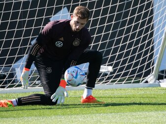 Kevin Trapp während des Trainings der deutschen Nationalmannschaft. Kevin Trapp während des Trainings der deutschen Nationalmannschaft.
