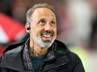 Stuttgart gewinnt bei Zagadou-Debüt Stuttgart gewinnt bei Zagadou-Debüt