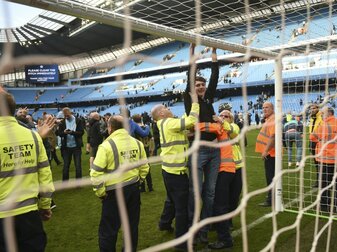 Gewaltprobleme im britischen Fußball nehmen zu Gewaltprobleme im britischen Fußball nehmen zu