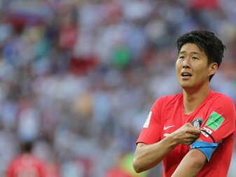 Kapitän der südkoreanischen Nationalmannschaft Heung-Min Son machte in der 84. Minute mit seinem Treffer den Ausgleich zum 2:2. Kapitän der südkoreanischen Nationalmannschaft Heung-Min Son machte in der 84. Minute mit seinem Treffer den Ausgleich zum 2:2.
