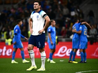 Nach 0:1 gegen Italien: England steigt ab Nach 0:1 gegen Italien: England steigt ab