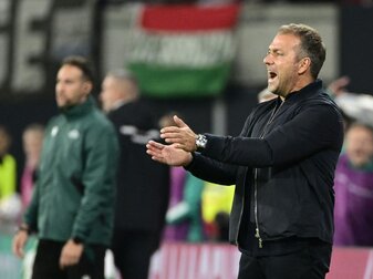 Flick nach erster Pleite: "Uns wurden die Augen geöffnet" Flick nach erster Pleite: "Uns wurden die Augen geöffnet"