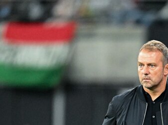 Flick muss Aufbauarbeit leisten: Nach der Niederlage gegen Ungarn braucht die Mannschaft neuen Mut. Flick muss Aufbauarbeit leisten: Nach der Niederlage gegen Ungarn braucht die Mannschaft neuen Mut.