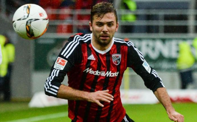 Lukas Hinterseer hat seinen Vertrag beim FC Ingolstadt bis 2017 verlängert. Foto: Armin Weigel