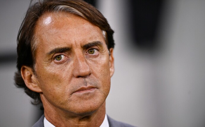 Italiens Trainer Roberto Mancini will den Dezember überstehen.