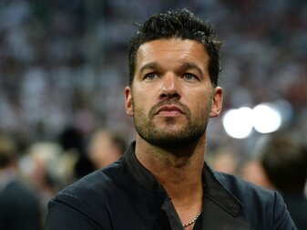 Ballack: Bayern-Krise für Liga "gesund" Ballack: Bayern-Krise für Liga "gesund"