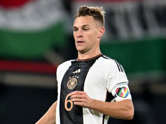 Joshua Kimmich trägt eine spezielle Kapitänsbinde mit der Aufschrift «One Love». Joshua Kimmich trägt eine spezielle Kapitänsbinde mit der Aufschrift «One Love».