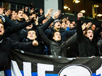 Schwere Ausschreitungen im Kopenhagener Derby (Quelle: SID-IMAGES) Schwere Ausschreitungen im Kopenhagener Derby (Quelle: SID-IMAGES)