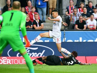 Vor Topspiel gegen Bayern: BVB verpasst Sprung an die Spitze Vor Topspiel gegen Bayern: BVB verpasst Sprung an die Spitze