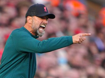 Liverpools Trainer Jürgen Klopp spricht von einem Umbruch. Liverpools Trainer Jürgen Klopp spricht von einem Umbruch.