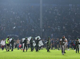 Arema-Präsident bittet um Entschuldigung Arema-Präsident bittet um Entschuldigung