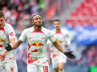Um RB-Stürmer Christopher Nkunku (M.) ranken sich immer wieder Transfergerüchte. Um RB-Stürmer Christopher Nkunku (M.) ranken sich immer wieder Transfergerüchte.