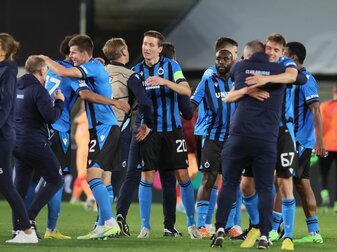 Die Spieler von Brügge jubeln nach dem Spiel über den dritten Sieg im dritten Gruppenspiel.