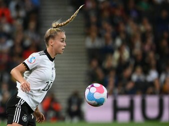 Knieverletzung: DFB-Frauen müssen auf Gwinn verzichten Knieverletzung: DFB-Frauen müssen auf Gwinn verzichten