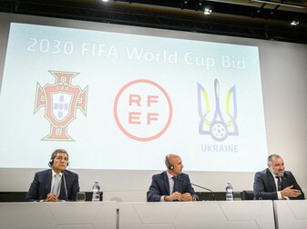Ukraine bewirbt sich mit Spanien und Portugal für die WM