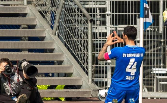Aytac Sulu ist als 98-Abwehrchef torgefährlich. Foto: Lukas Schulze