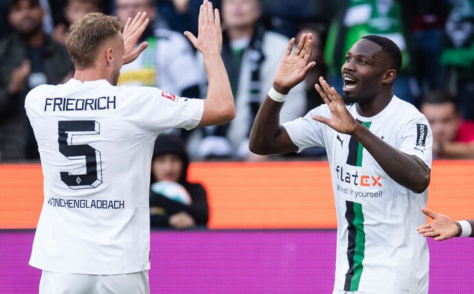 Traf im Derby gegen Köln zum Endstand: Gladbachs Marcus Thuram (r).