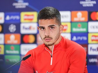 Leipzigs Spieler Andre Silva bei einer Pressekonferenz in Glasgow. Leipzigs Spieler Andre Silva bei einer Pressekonferenz in Glasgow.