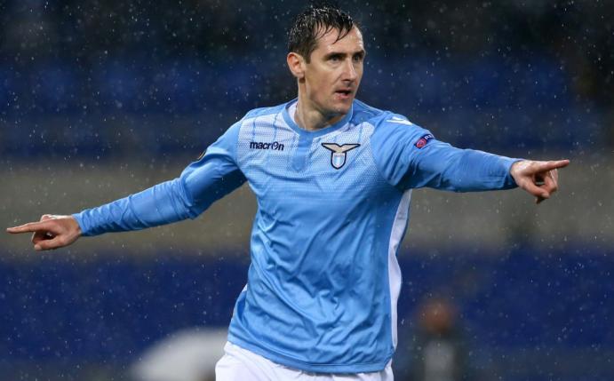 Die italienische Presse feiert Miroslav Klose (Quelle: SID-IMAGES/PIXATHLON)
