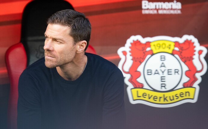 Feiert sein Königsklassen-Debüt als Trainer: Bayer-Coach Xabi Alonso.
