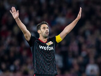 Union Berlins Rani Khedira gestikuliert. Union Berlins Rani Khedira gestikuliert.