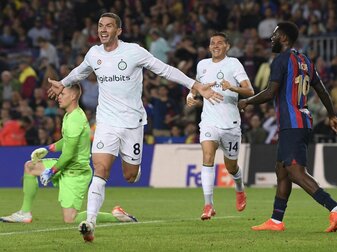 "Magische Nacht": Inter feiert Gosens "Magische Nacht": Inter feiert Gosens