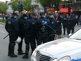 Ausschreitungen vor Hamburger Derby Ausschreitungen vor Hamburger Derby