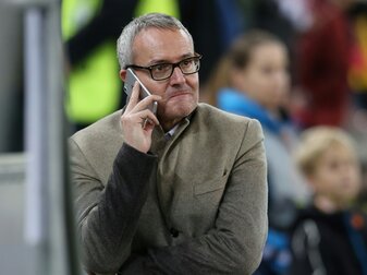 Vorstandsboss Wehrle: VfB verhandelt mit zwei Kandidaten Vorstandsboss Wehrle: VfB verhandelt mit zwei Kandidaten