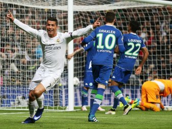 Wolfsburg scheidet nach Ronaldo-Gala aus (Quelle: PIXATHLON/SID-IMAGES) Wolfsburg scheidet nach Ronaldo-Gala aus (Quelle: PIXATHLON/SID-IMAGES)