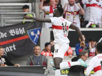 Stuttgarts Silas feiert seinen Treffer gegen den VfL Bochum. Stuttgarts Silas feiert seinen Treffer gegen den VfL Bochum.