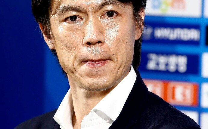 Der Cheftrainer des südkoreanischen Clubs Ulsan Hyundai FC: Hong Myung Bo.