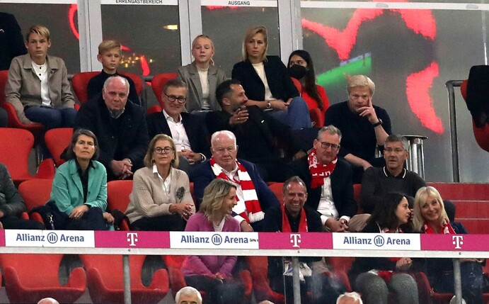 Die Bosse jubeln: Bayern schießt sich aus der Ergebniskrise