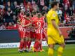 Unions Spieler jubeln nach dem Treffer zum 1:0 gegen Borussia Dortmund.
