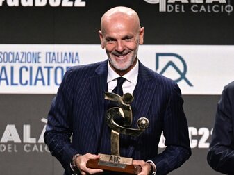 Italien: Pioli zum besten Serie-A-Trainer gewählt Italien: Pioli zum besten Serie-A-Trainer gewählt