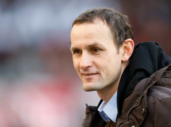 Herrlich bleibt Trainer bei Jahn Regensburg (Quelle: PIXATHLON/SID-IMAGES) Herrlich bleibt Trainer bei Jahn Regensburg (Quelle: PIXATHLON/SID-IMAGES)