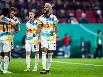 Überzeugte auch im Pokal in Augsburg: Bayern-Profi Maxim Choupo-Moting (r) Überzeugte auch im Pokal in Augsburg: Bayern-Profi Maxim Choupo-Moting (r)